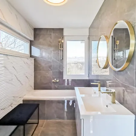 Beautiful In With Kitchen Dom wakacyjny Klimno