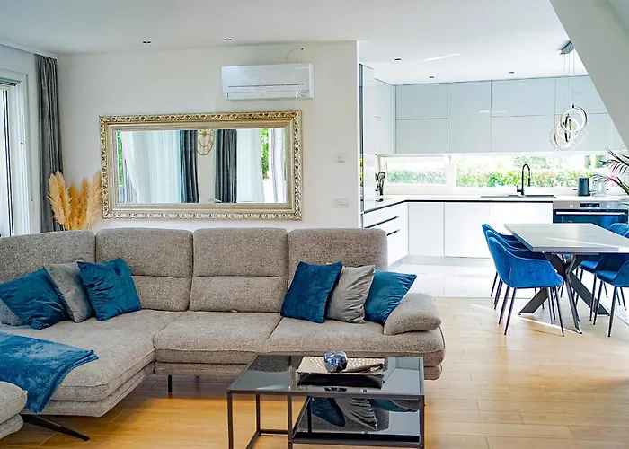 בית נופש Beautiful In With Kitchen