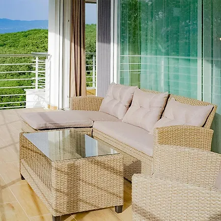 Ferienhaus Beautiful In With Kitchen *
