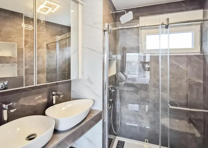 Beautiful In With Kitchen بيت للعطل