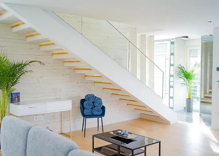 Beautiful In With Kitchen